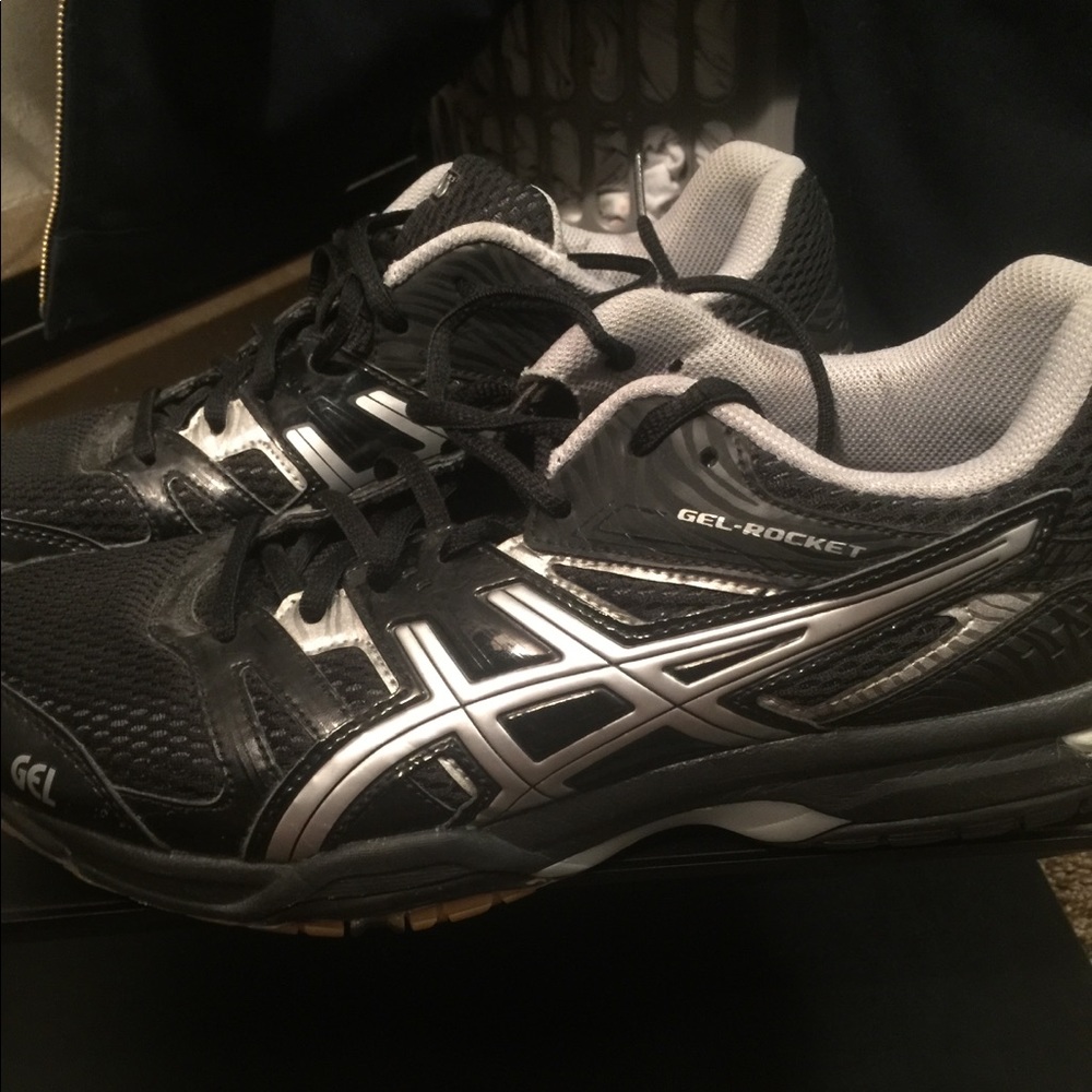 Sold on Mercari/ASICS woman’s shoes